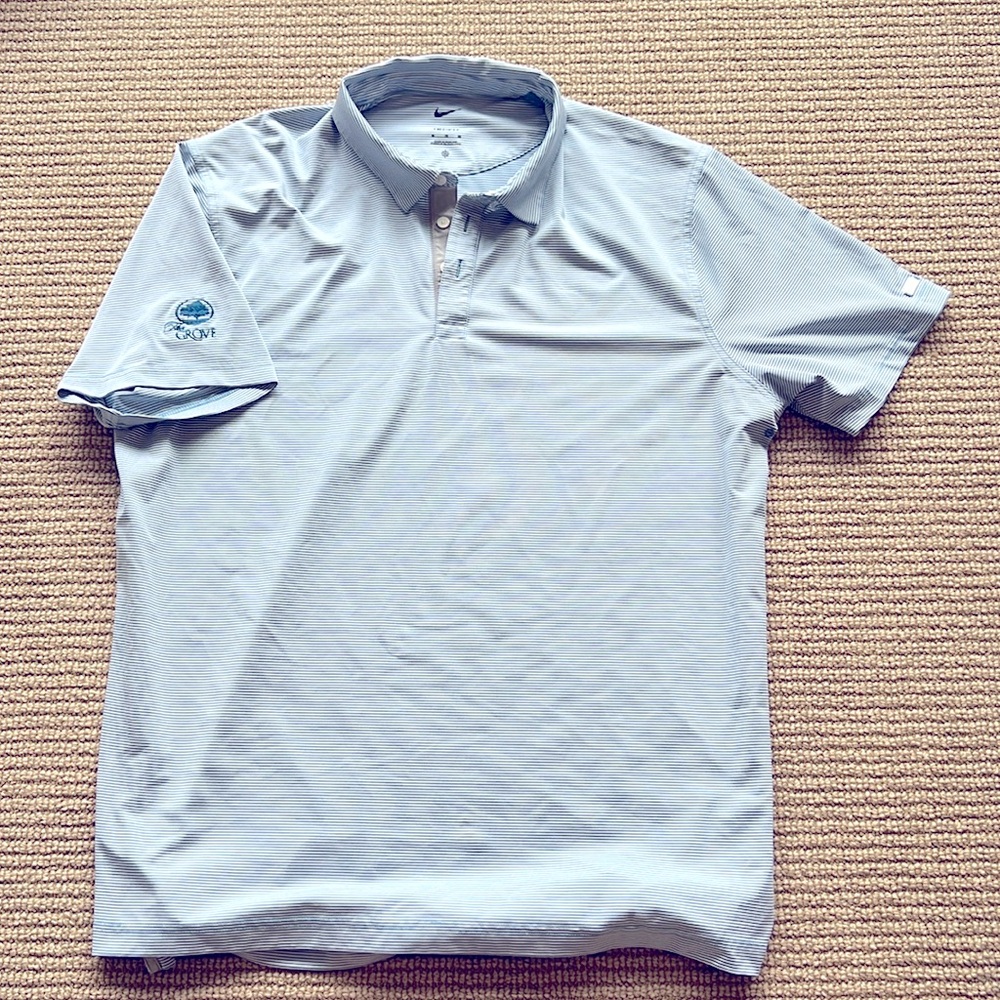 Men’s size XL Nike Dry Fit polo blue and white striped